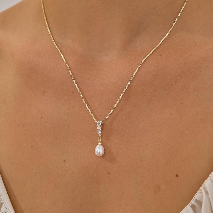 Pearl Necklaces for Women-14k Gold Plated Layered-Single Pearl Necklace Simple Pearl Choker Necklaces for Women Trendy Cute Gold Necklace Jewelry for Women Gifts