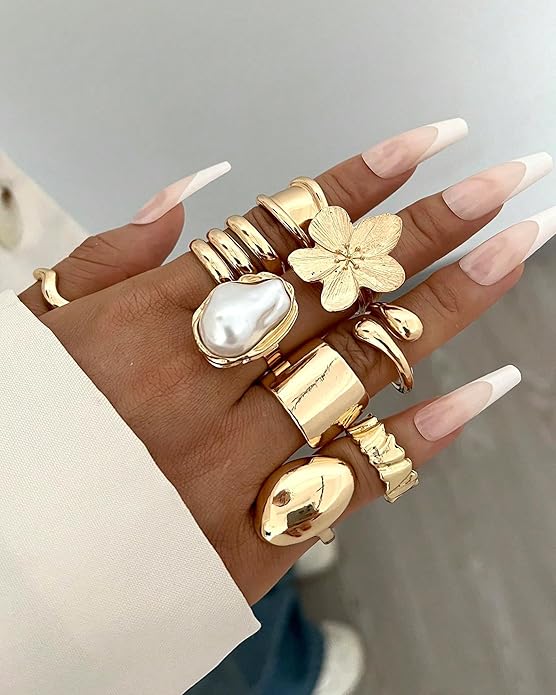 YEEZII 20 Pcs Gold Ring Set for Women, Chunky Statement Flower Finger Midi Rings, Big Boho Stacking Rings Pack Trendy Stuff Jewelry Gift