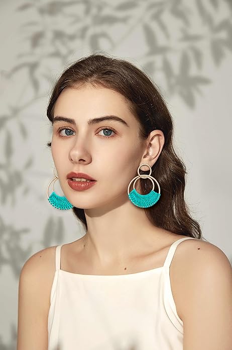 Raffia Hoop Earrings for Women Fun Boho Summer Beach Earrings Lightweight Handmade Straw Wicker Rattan Dangle Earrings Statement Geometric Round Drop Earrings