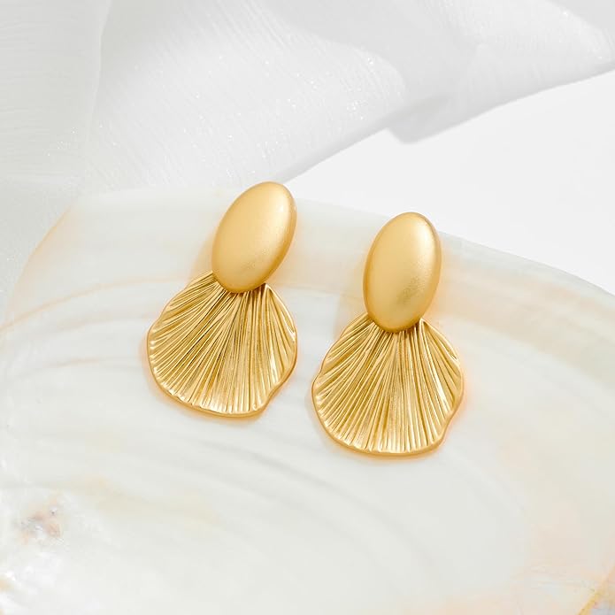 Gold Plated Earrings Dangle Chunky Fan-shaped Earrings Shell Earring for Women Two-Tone Fashion Statement Jewelry
