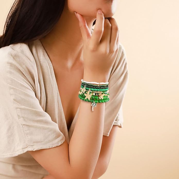 Shell Bracelet Seashell Boho Beaded Stretch Bracelets for Women Summer Beach Bracelets Starfish Charm Bracelet Stackable Gold Plated Bracelets Set for Women