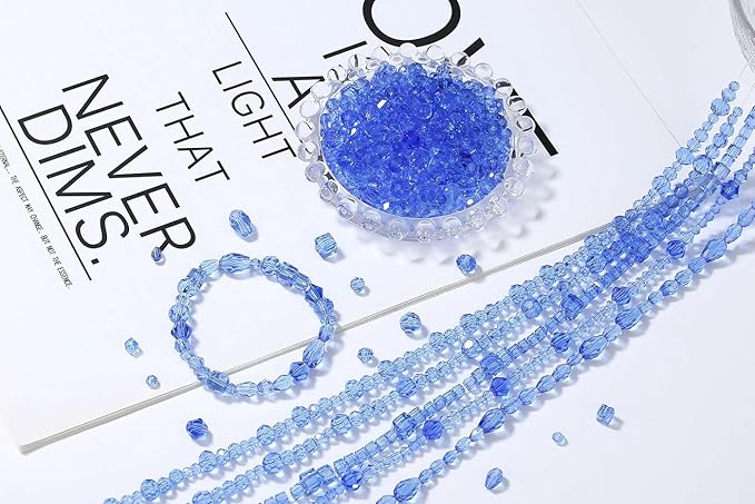 LAIDANLA 800PCS Glass Beads Blue Color Crystal Beads Assorted Crystal Beads with Container Box for DIY Necklace Bracelet Earring Jewelry Making