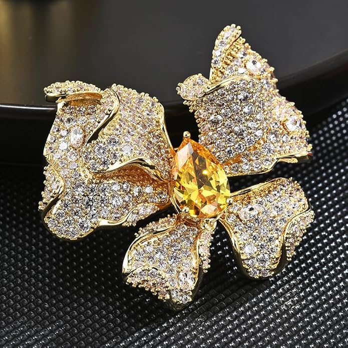 Animal Brooch for Women Girls 18k Gold Plated Animal Brooch Pin Rhinestone Animal Brooch Lapel Pin Jewelry Thanksgiving Day Birthday Wedding Gifts for Mom Wife