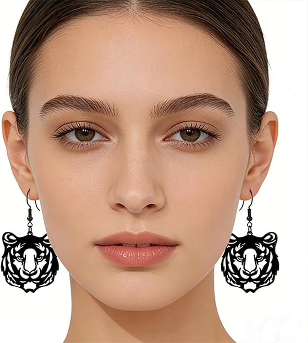 WCRAZYE Tiger Head Earrings for Women, Lightweight Gold, Football Team Spirit Mascot, Animal Inspired Game Day Jewelry