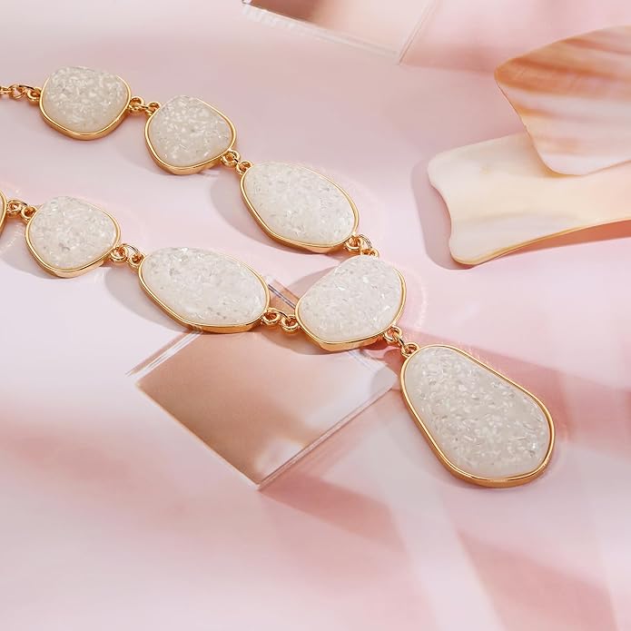 Bocar Bubble Chunky Necklace Alloy Necklace Resin Statement Pendant Necklace for Women