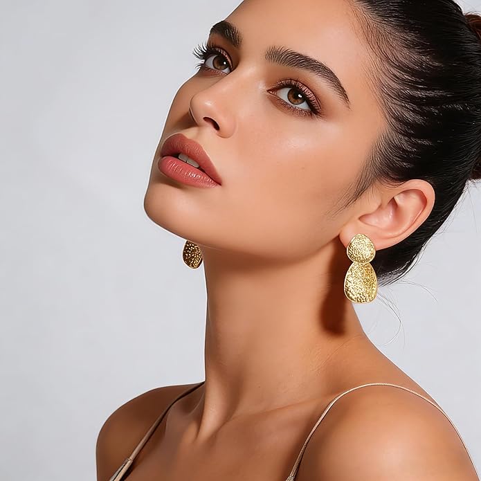 YUJIE Gold Statement Earrings for Women 18K Gold Plated Hammered Textured Earrings Bold Dangle Geometric Earring Trendy Jewelry