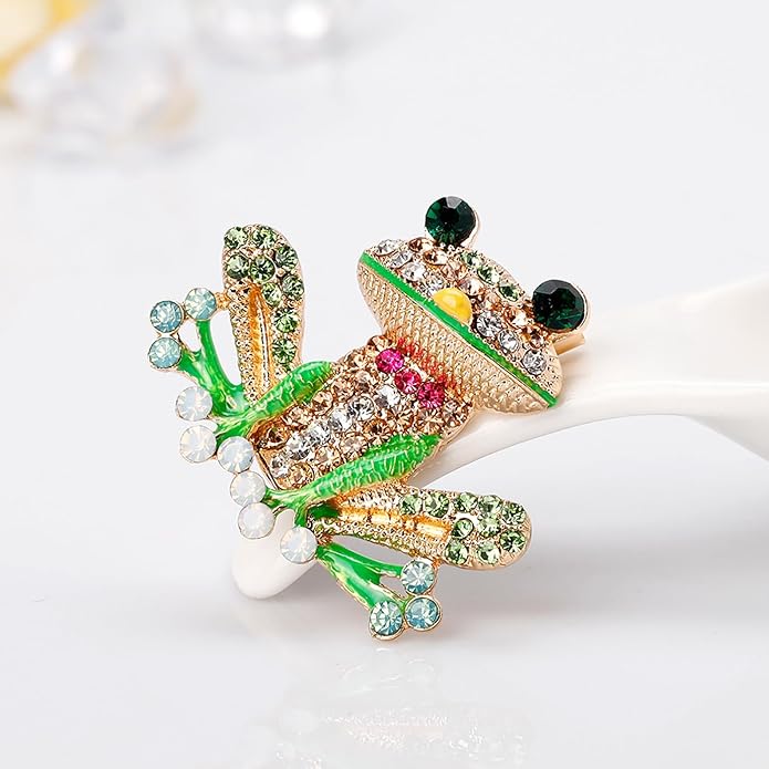 Christmas JOY Brooches Pin for Women, Santa Candy Cane Brooch Christmas Gift Jewelry Wreath Reindeer，Christmas Deer Butterfly Elk Crystal Pins