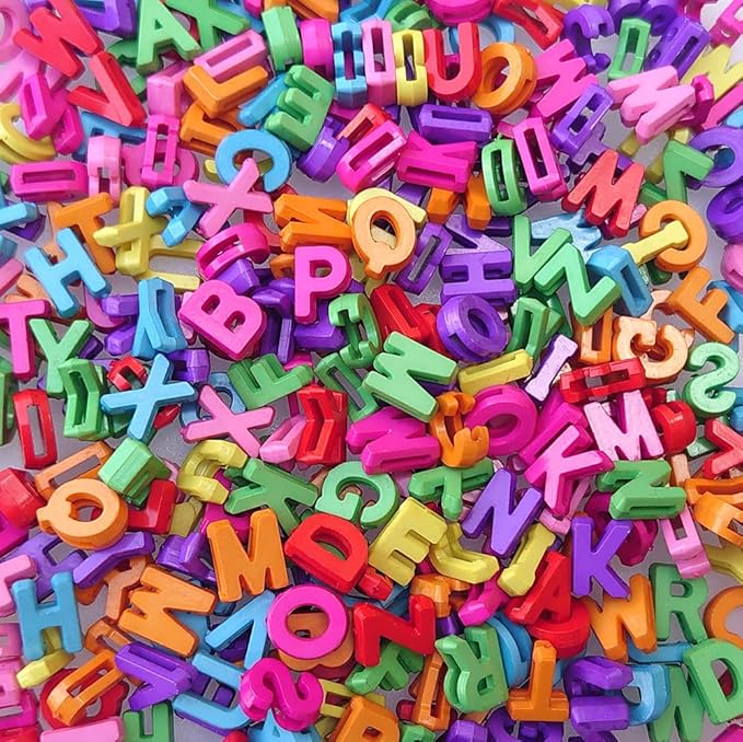 300+ Pieces 9x12mm Big Large Alphabet Letter Beads Charms A-Z Mixed Plastic Shape Loose Bead for Jewelry Making Bracelets Necklaces Key Chains (Classic Solid Colors)