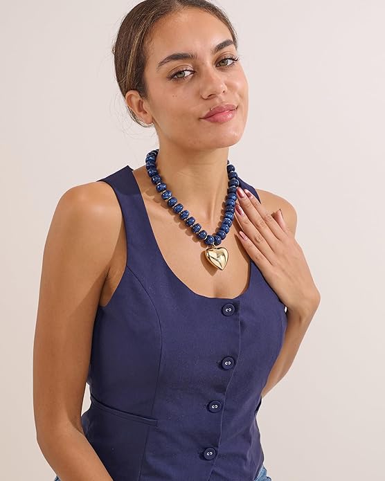 Gold Heart Pendant Necklaces for Women Colorful Acrylic Resin Beaded Choker Necklace Fashion Chunky Statement Beaded Heart Necklace