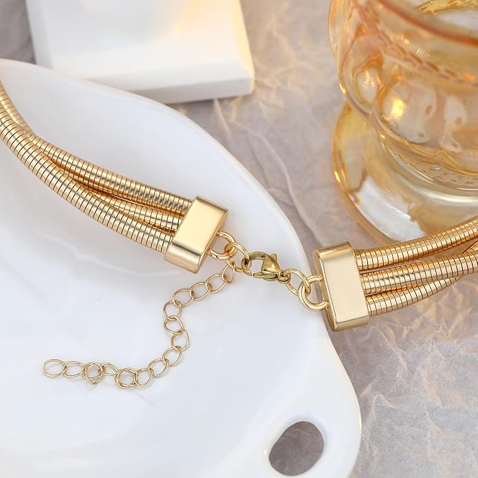 Chunky Gold Necklace for Women, Bold Big Wrap Choker Necklace for Women Gold Statement Necklace Lightweight Alloy Non-Tarnish Silver/Gold Collar Necklace Gold Choker Necklace Valentines Day Gifts for Her