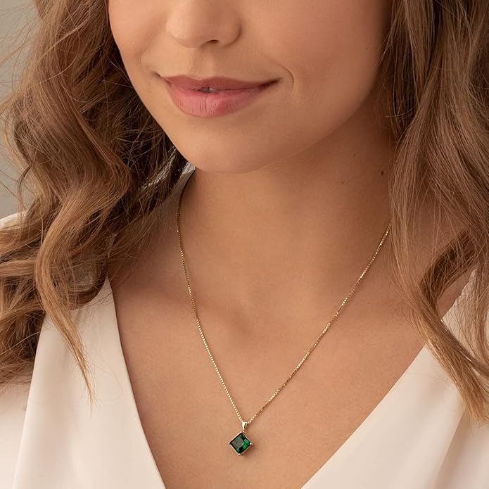 PEORA 14K Yellow Gold Created Emerald Pendant for Women, Classic Solitaire, 2.25 Carats Princess Cut 8mm AAA Grade, Green Emerald Jewelry, May Birthstone, Gifts for Birthday, Anniversary, Wedding