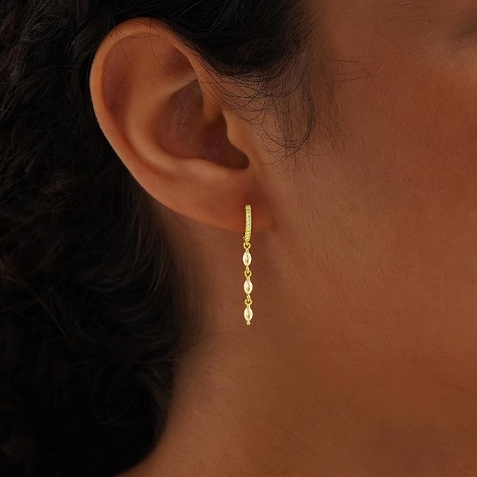 Gold Earrings for Women Trendy, Simple Dainty 14K Gold Plated Paperclip Square Chain Link Dangle Hoops Earrings Pin Stud Huggie Earrings Lightweight Hypoallergenic Minimalist Aesthetic Gold Jewelry for Christmas Gifts