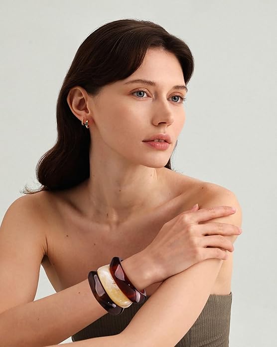 LILIE&WHITE Colorful Acrylic Bangle Bracelets For Women Resin Bangles Chic Vintage Gold Bracelet Chunky Bracelets Jewelry Gift