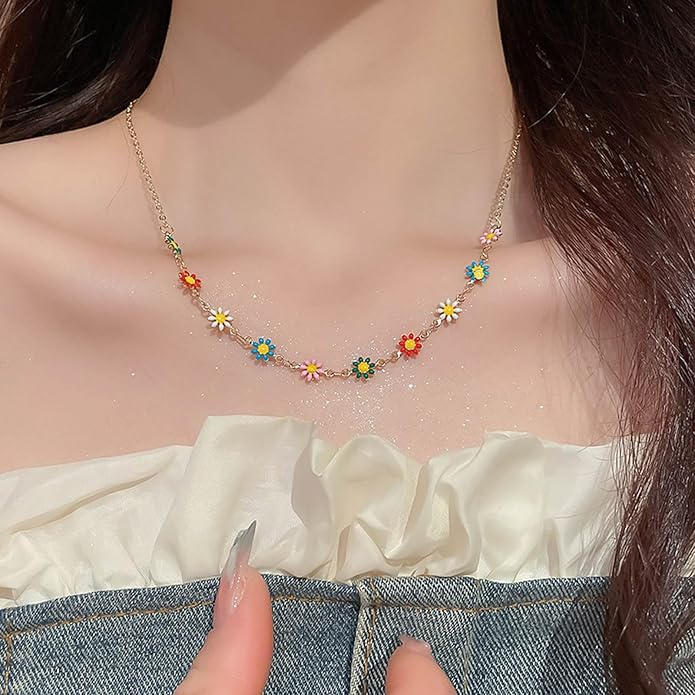 Vintage Layered Colorful Flower Necklace Multi Color Daisy Flower Choker Necklace Gold Rainbow Daisy Necklace Enamel Floral Necklace Chain Jewelry for Women