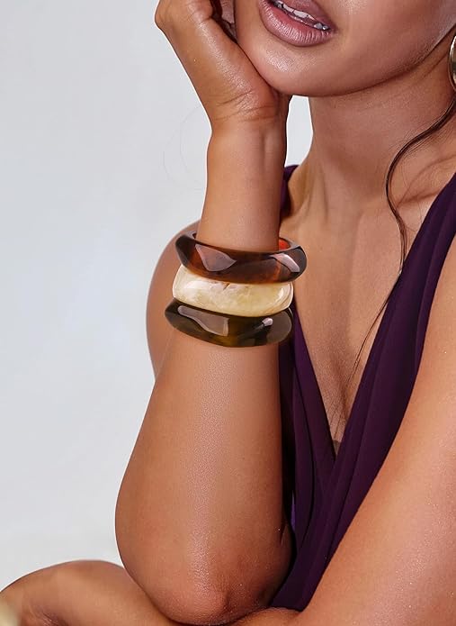 Acrylic Resin Bangles Bracelets for Women Wide Irregular Geometric Wristband Statement Bracelet Punk Chunky Acrylic Resin Bangle
