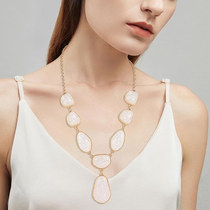 Bocar Bubble Chunky Necklace Alloy Necklace Resin Statement Pendant Necklace for Women