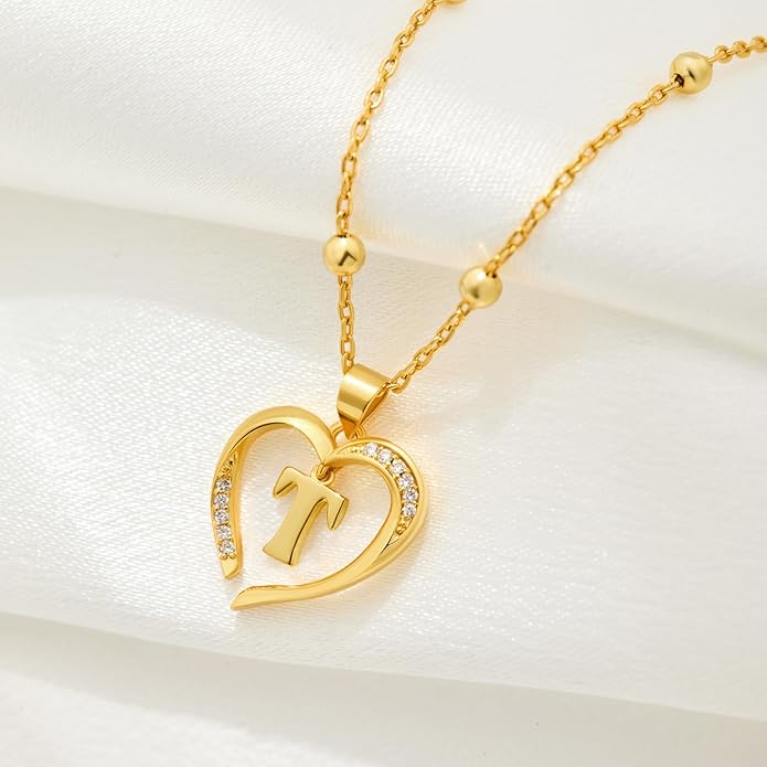 Cicy Bell Womens Heart Initial Necklace for Women 18k Gold Plated Shell Personalized Letter Pendant Necklace 17.7'' with 2'' Extender