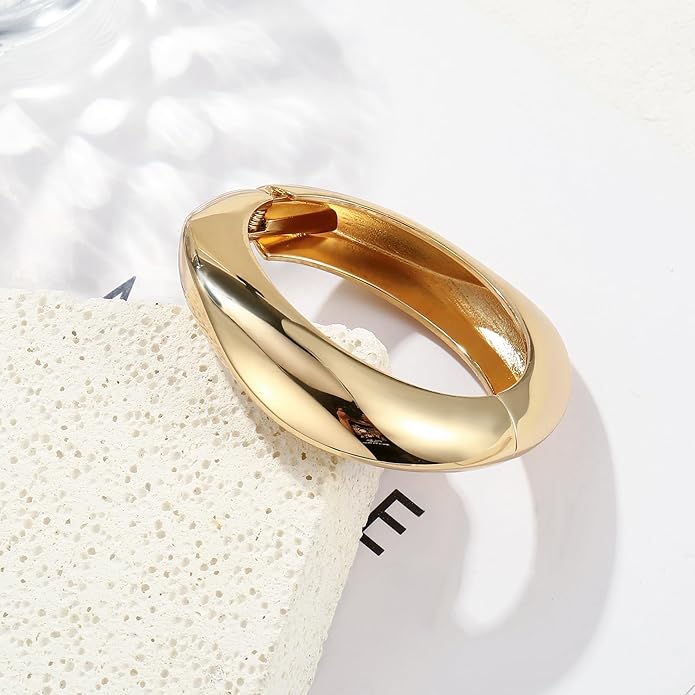 2Pcs Bangle Bracelets for Women Gold Arm Cuff 14k Gold Plated Chunky Gold Bangle Set Hinged Cuff Bracelets Trendy Arm Cuff Jewelry for Women