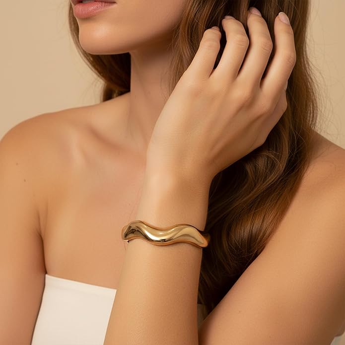 Chunky Gold Bangles Bracelet for Women Trendy Statement Bracelet Dainty Charm Gold Valentine's Day Gift Jewelry for Her