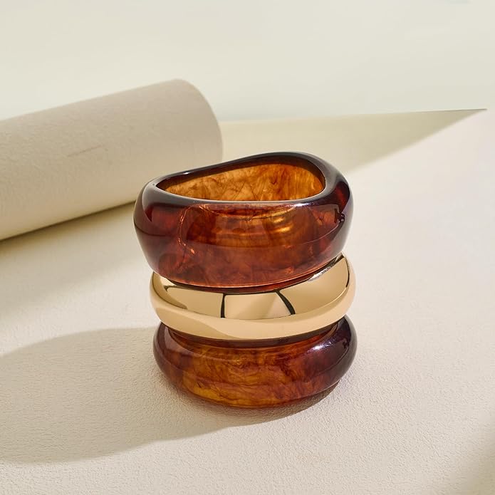 Chunky Resin Bracelet for Women Vintage Tortoiseshell Resin Bangle Bracelets Set Wide Acetate Wristband Acrylic Bracelet Statement Jewelry