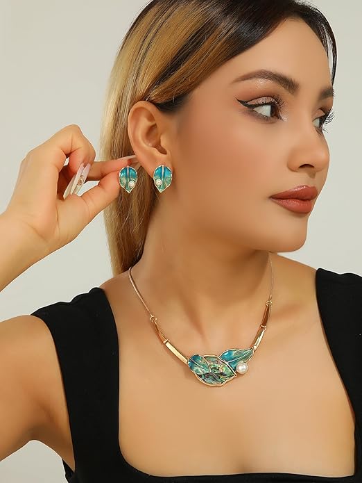 Chunky Statement Jewelry Set Blue Ocean Seashell Choker Necklaces Earrings Set for Women Pearl Bib Collar Necklaces for Party Prom Pageant Summer Fashion Jewelry Unique Birthday Gift