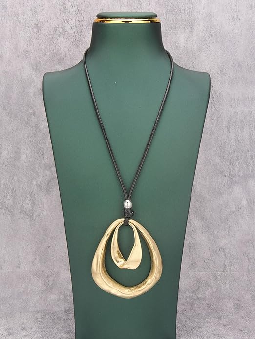 Boho Necklaces for Women Chunky Circle Necklace Layered Boho Circle Leather Choker Necklace Long Vintage Necklaces Bohemian Jewlery Gifts