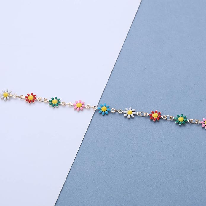 Vintage Layered Colorful Flower Necklace Multi Color Daisy Flower Choker Necklace Gold Rainbow Daisy Necklace Enamel Floral Necklace Chain Jewelry for Women