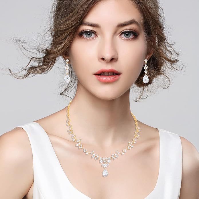 Bridal Wedding Jewelry CZ Set Marquise Teardrop Cubic Zirconia Pendant Necklace and Dangle Earring Bracelet Sets for Women