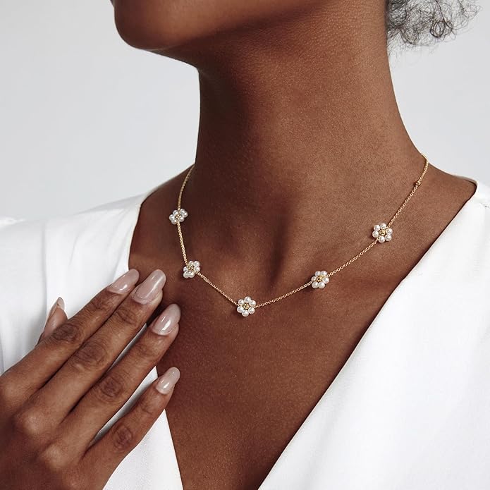 Zeffy Pearl Necklace 4MM/6MM/8MM Dainty Round Imitation Pearl Choker Necklace Wedding Pearl Necklace Delicate Jewelry for Women Simple Bridesmaid Jewelry Gifts