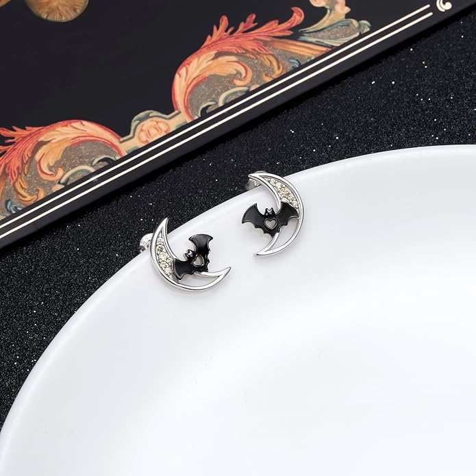 FLYOW 925 Sterling Silver Cute Animal Jewelry Hummingbird/Butterfly/Wolf/Corgi/Cat/Snake/Spider/Bat/Penguin/Bear/Opossum/Frog/Guinea Pig for Women Mother Friend Animal Lovers