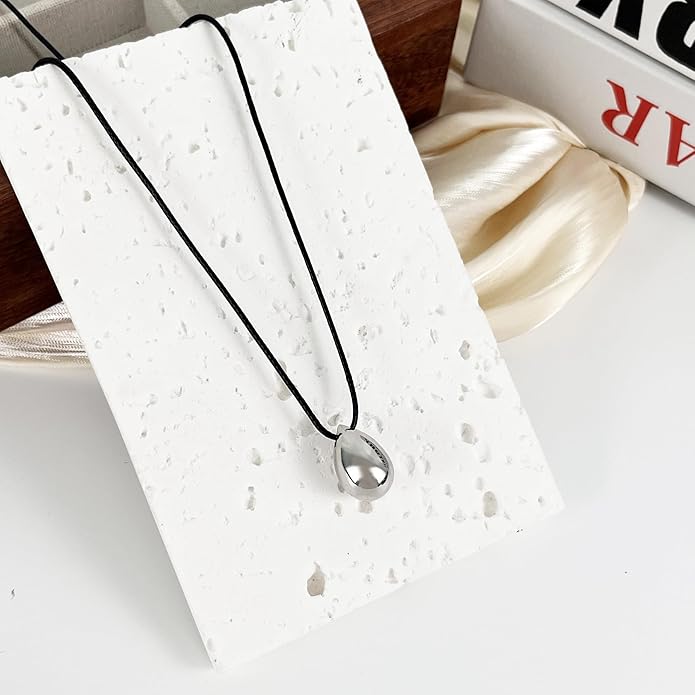 Snake Butterfly Necklace for Women Y2k Irregular Round Bead Pendant Women's Jewelry