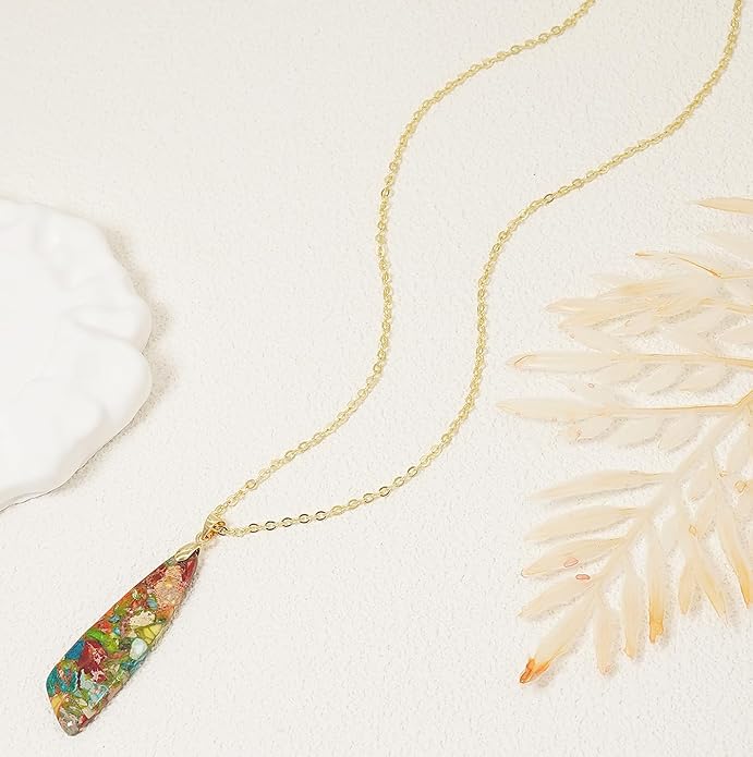 Nature Stone Necklaces for Women Boho Pendant Necklace 18K Gold Chain Necklaces