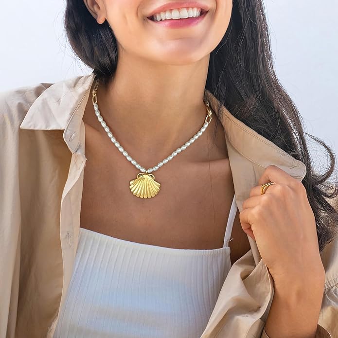 WOWORAMA Gold Necklace for Women Boho Spiral Conch Shell Necklace Starfish Necklace Vintage Ocean Sea Shell Choker Pendant Necklace Adjustable Summer Beach Jewelry