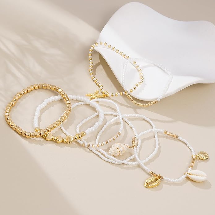 Shell Bracelet Seashell Boho Beaded Stretch Bracelets for Women Summer Beach Bracelets Starfish Charm Bracelet Stackable Gold Plated Bracelets Set for Women