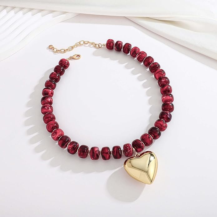 Gold Heart Pendant Necklaces for Women Colorful Acrylic Resin Beaded Choker Necklace Fashion Chunky Statement Beaded Heart Necklace