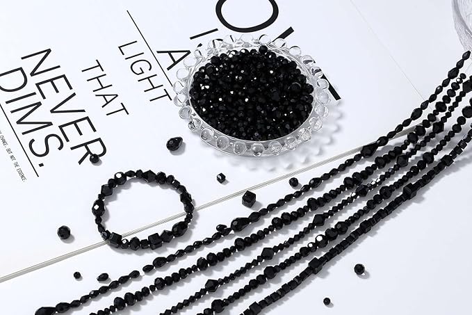 LAIDANLA 800PCS Glass Beads Black Color Crystal Beads Assorted Crystal Beads with Container Box for DIY Necklace Bracelet Earring Jewelry Making