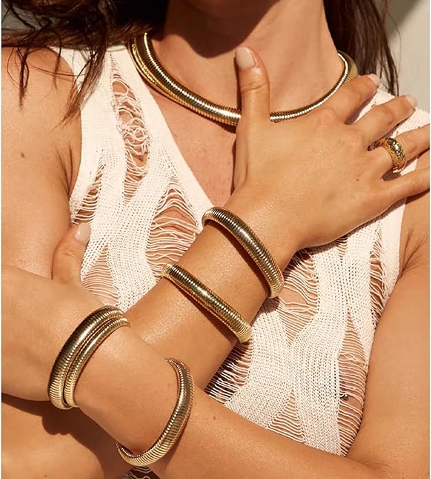 18K Gold Plated Bracelets for Women Gold Bangles for Women Chunky Bangle Bracelets for Women Bracelets Stack Tarnish Free Bangle Set of 3 for Women Accessories for Her Gifts