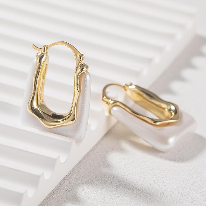 Acrylic Hoop Earrings Chunky Huggie Statement Vintage Earrings Cute Resin Drop Earring Trendy Jewelry Gifts for Women