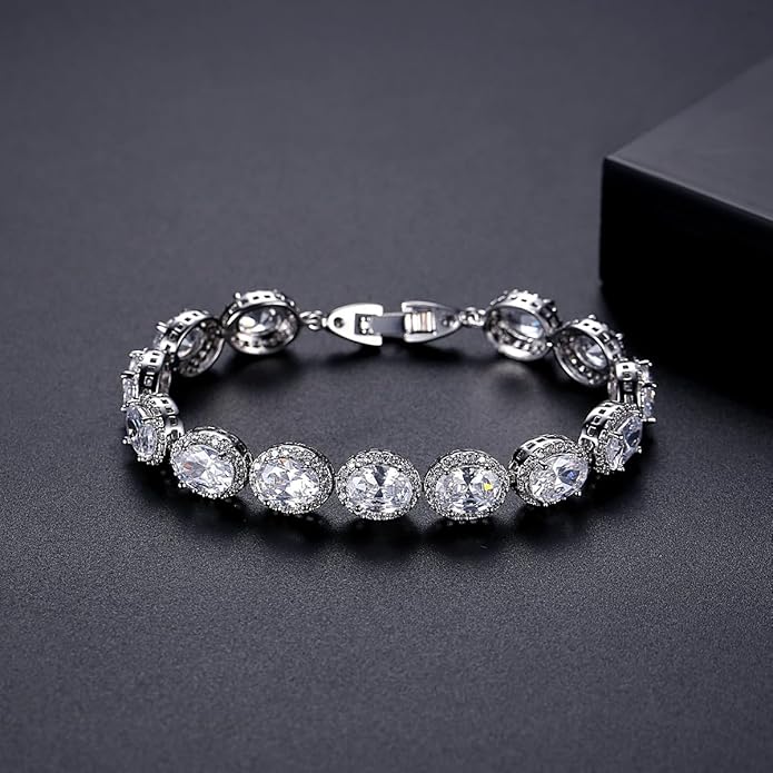 14K Gold Square Moissanite Bracelet, Refined Design for Formal Wear, Adjustable Fit