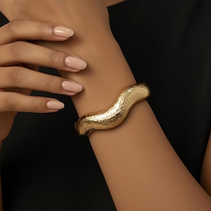 Chunky Gold Bangles Bracelet for Women Trendy Statement Bracelet Dainty Charm Gold Valentine's Day Gift Jewelry for Her
