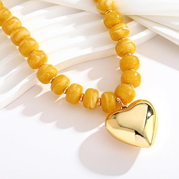 WOWORAMA Chunky Heart Necklaces for Women Colorful Resin Beaded Choker Necklace Gold Puffy Heart Statement Necklace Trendy Acrylic Choker Jewelry