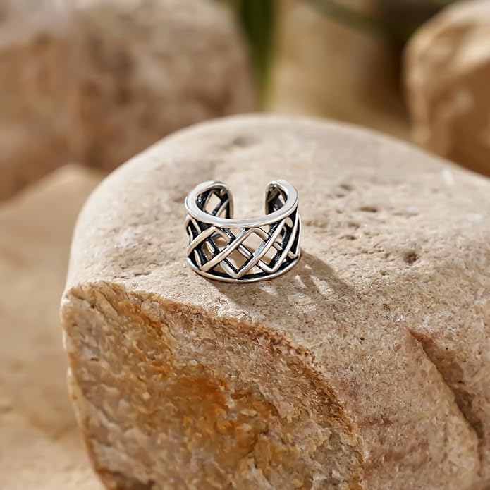 CHIC & ARTSY 925 Sterling Silver Ear Cuffs for Women, Non Piercing Clip On Cartilage Cuffs, Adjustable Fake Conch & Helix Earrings, Gold Plated & Oxidized Various Styles