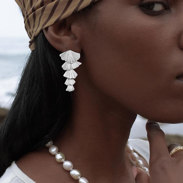 Gold/Silver Shell Dangle Earrings for Women Seashell Starfish Drop Dangle Earrings Beach Earrings Hypoallergenic Earrings Summer Jewelry