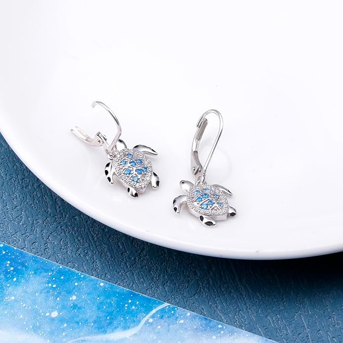 FLYOW 925 Sterling Silver Cute Animal Jewelry Hummingbird/Butterfly/Wolf/Corgi/Cat/Snake/Spider/Bat/Penguin/Bear/Opossum/Frog/Guinea Pig for Women Mother Friend Animal Lovers