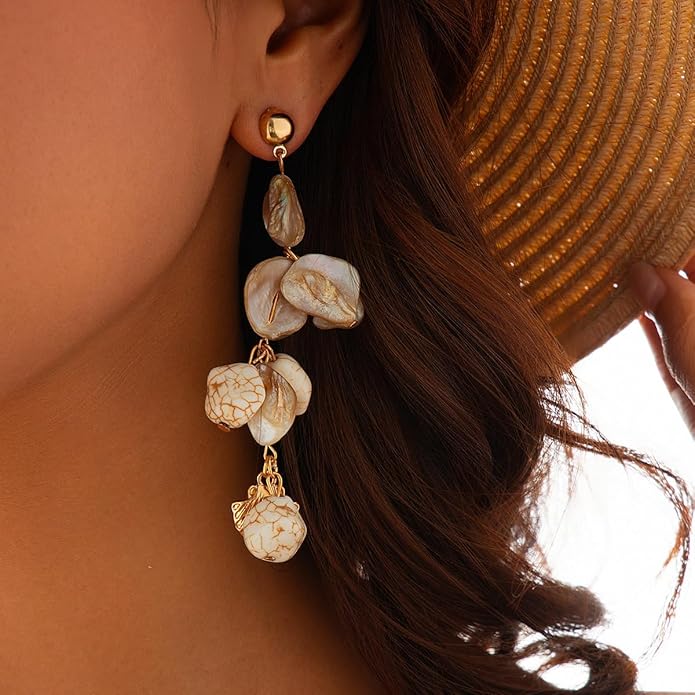 Natural Shell Hoop Earring for Women Shell Drop Dangle Earrings Bohemian Style Summer Beach Party Beachy Vacation Earring Jewelry for Women