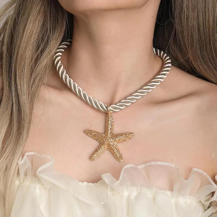 Gold Sea Shell Necklace Layered Charm Necklace for Women Boho Summer Seashell Beach Starfish Necklaces 14k Pearl Chain Surfer Jewelry Beach Vacation Essentials