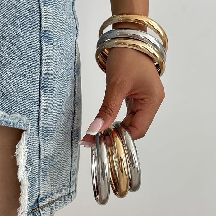 YEEZII Gold Bangle Bracelets for Women, 7Pcs 14K Gold Plated Boho Indian Multi Stackable Textured Bracelets, Chunky Bangles Set for Women Jewelry Gifts