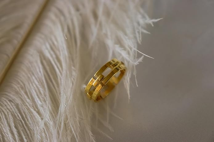 Elegant 18K Gold Plated Stainless Steel Ring – Fine Metal-Plated Jewelry with Durable, Scratch-Resistant Design for Daily Wear & Special Occasions