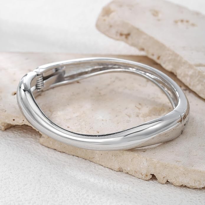 Chunky Gold/Silver Gold Cuff Bangle Bracelets for Women Trendy Hinged Cuff Open Wide Chunky Gold Bracelet Minimalist Bangle Jewelry Gift