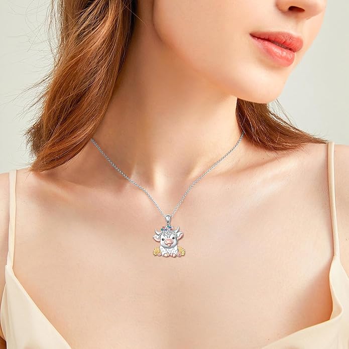 FLYOW 925 Sterling Silver Cute Animal Jewelry Hummingbird/Butterfly/Wolf/Corgi/Cat/Snake/Spider/Bat/Penguin/Bear/Opossum/Frog/Guinea Pig for Women Mother Friend Animal Lovers
